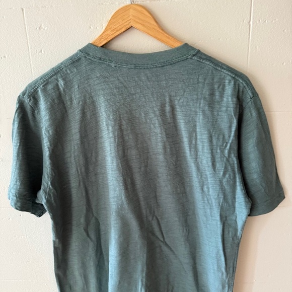 Uniqlo UT x MFA Boston T-Shirt - Picture 4 of 7